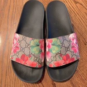 Gucci slide sandals
